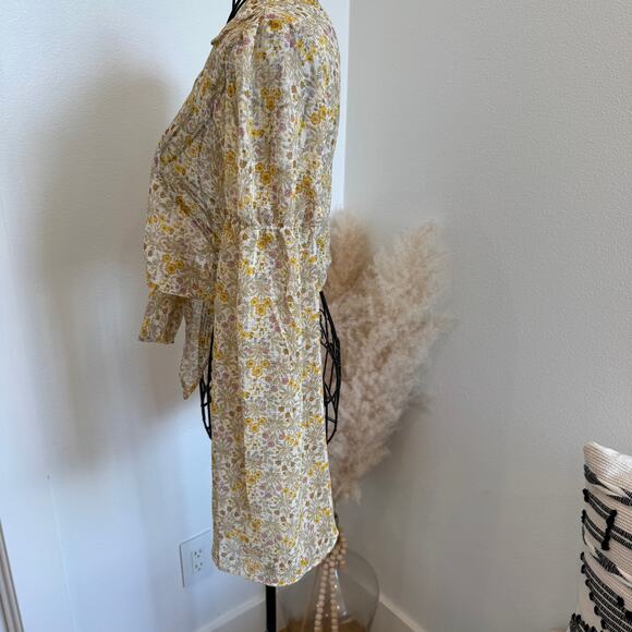 Emory Park Yellow Floral Sheer Tie Front Long Sleeve Cropped Blouse Small - Picture 2 of 9
